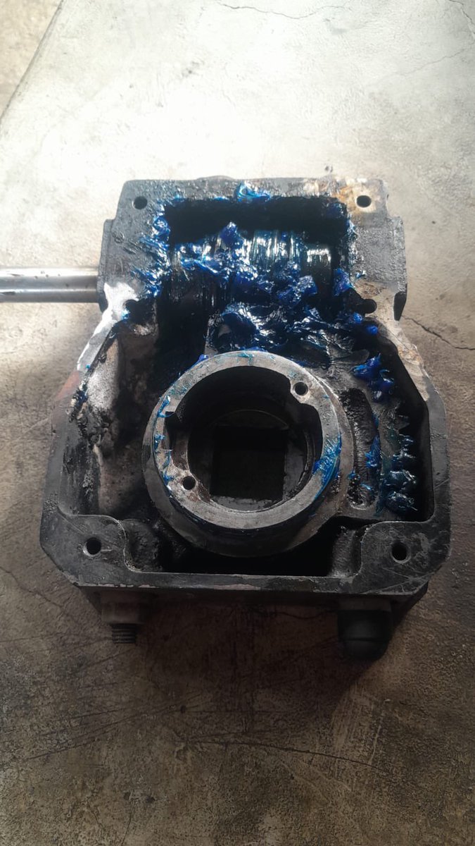 Se ejecutaron labores de corrección en la válvula de mariposa de 400 mm, encargada de distribuir el agua desde el Peñón del Río hacia el sector norte del cantón.

#TransformaciónConResultados