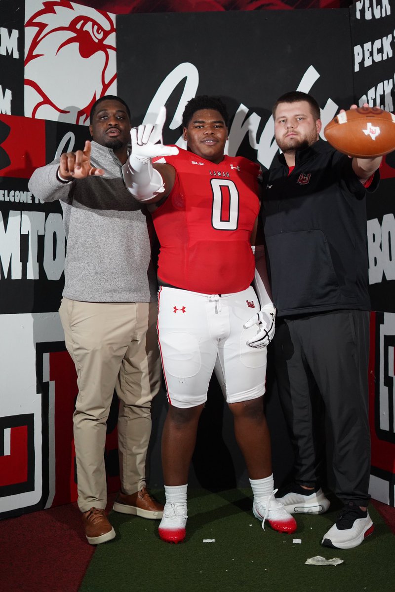 Christopher Campbell tweet media