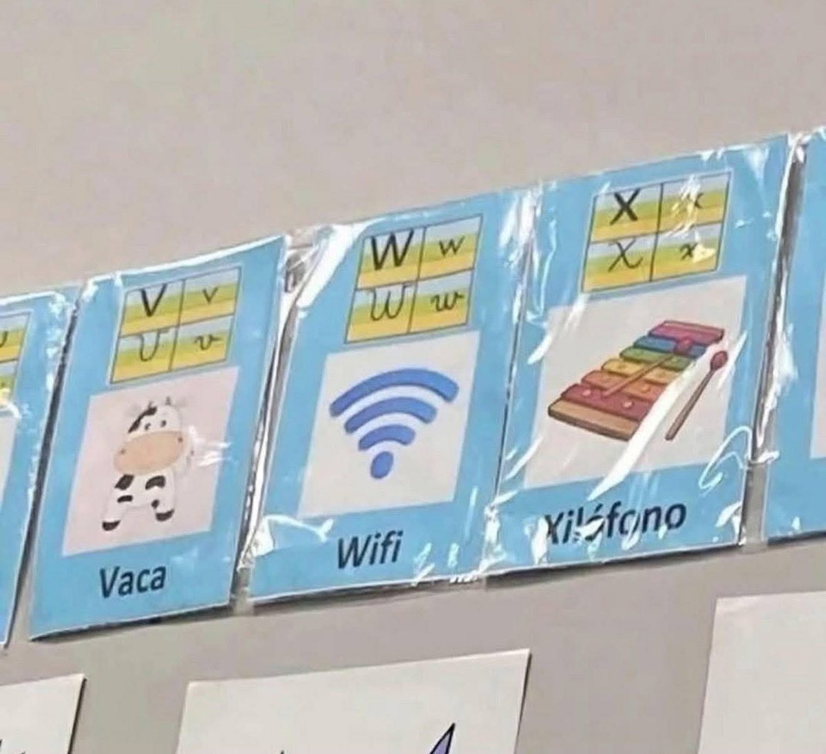 MarioAguilarMG's tweet image. Cuando no existía el WIFI, la palabra era…