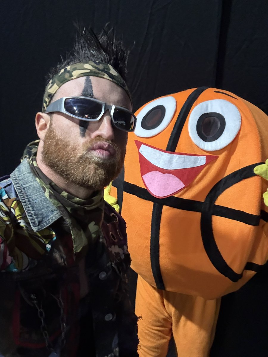 TheBobbyOrlando's tweet image. Hi Benny