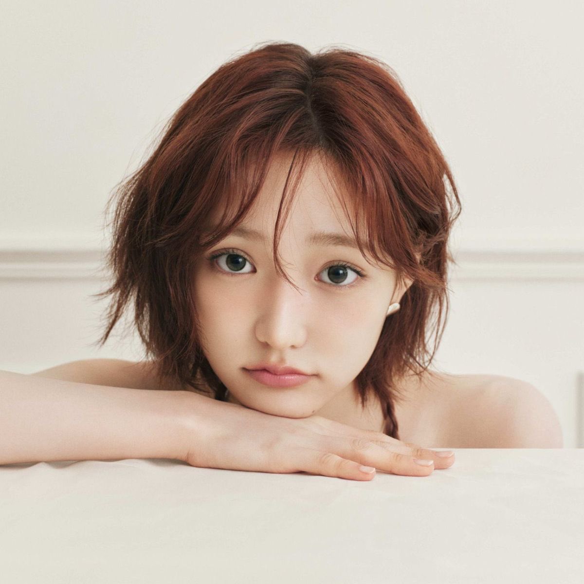 sserapics's tweet image. kiiikiii's jiyu recommended 'HOT' by LE SSERAFIM on bubble!