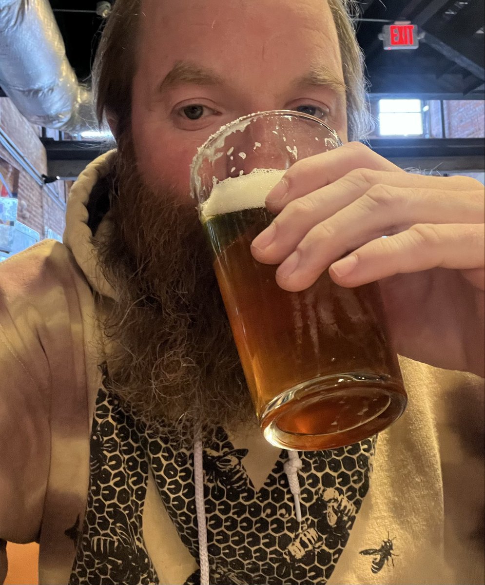 ChrisPrior13's tweet image. Cheers everyone from Marshall, TX