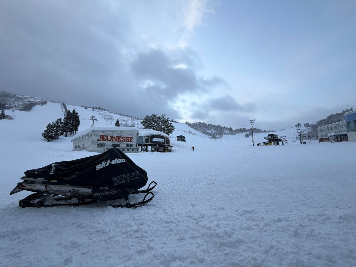 R8_2026年1月18日（日）7:50 【天候】小雪 【雪質】乾雪 【風速】5-8m