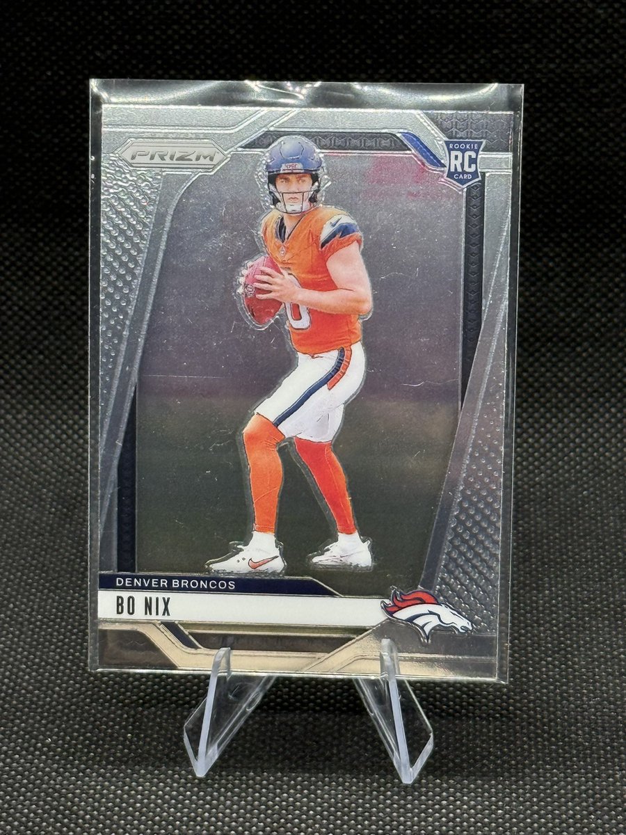 MSUSPORTSCARDS's tweet image. Bo Nix Prizm Rookie $8 PWE OBO PayPal only 
Denver #footballcards #Sportscardsforsale