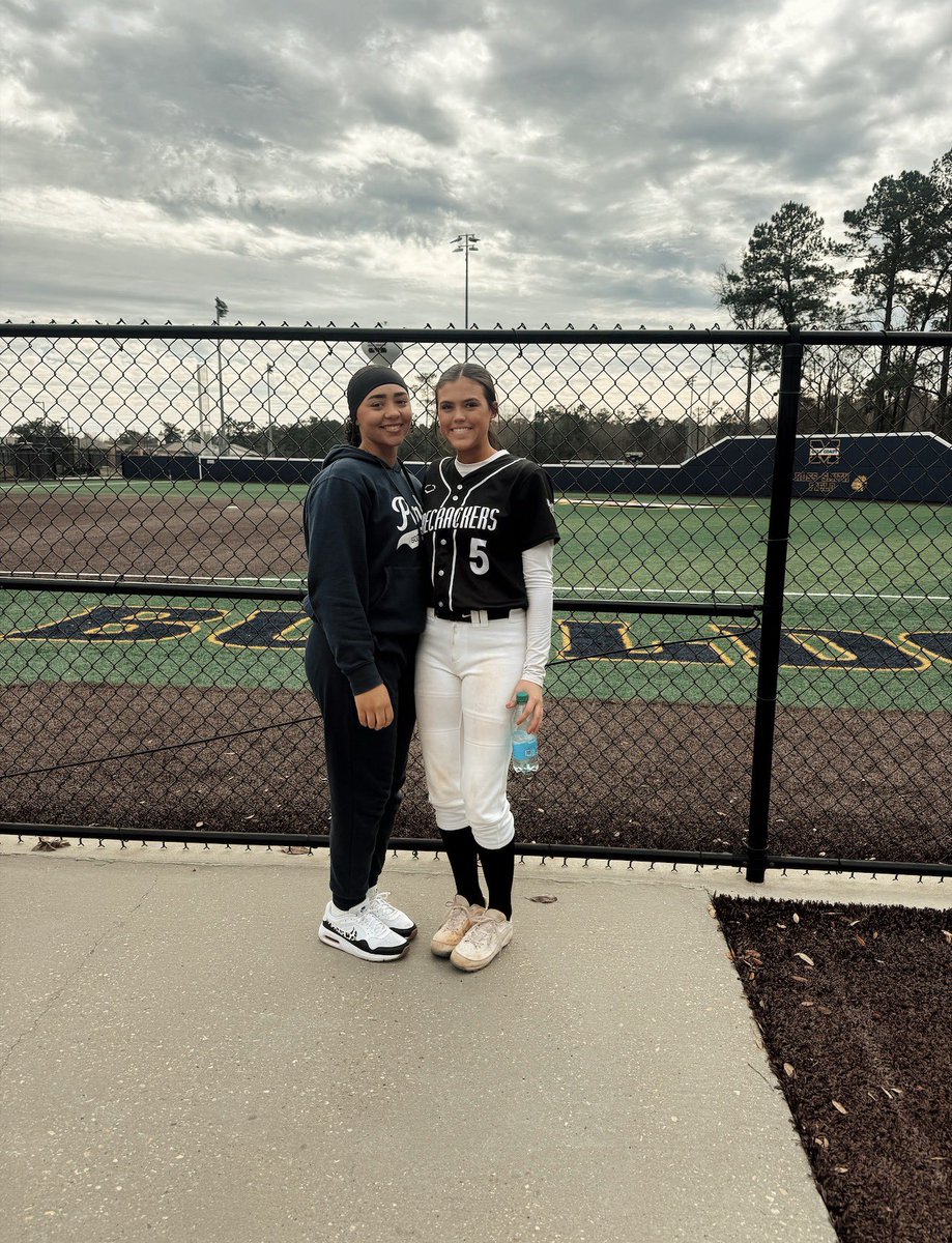 MilesAbond2028's tweet image. I had an amazing day at the Mississippi Gulf Coast camp! The coaches gave me really good feedback on my hitting and pitching techniques! Thank you @IzzyWerdann for spending your Saturday with us! @BSherSB @FirecrackerMoon @MGCCCSoftball