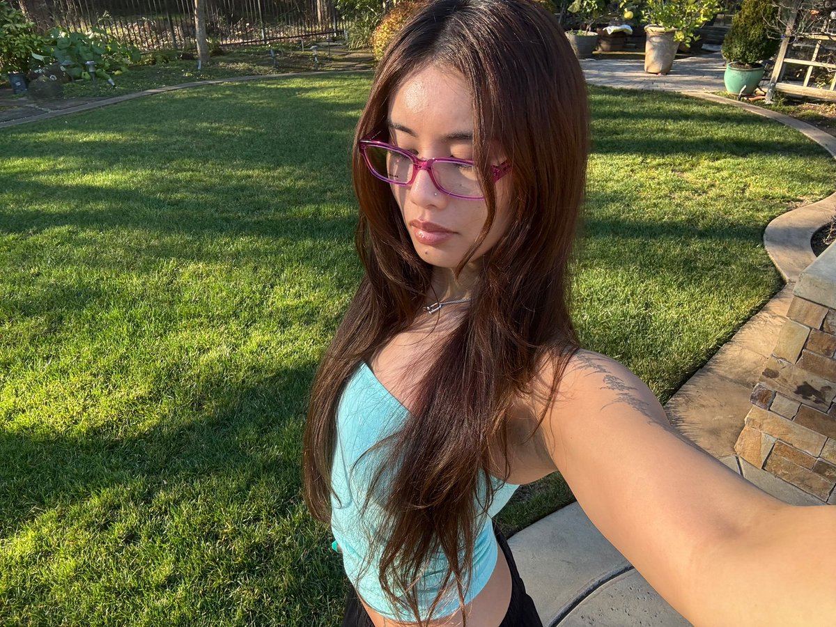 lulz065's tweet image. #chilling in yard #with new glasses
