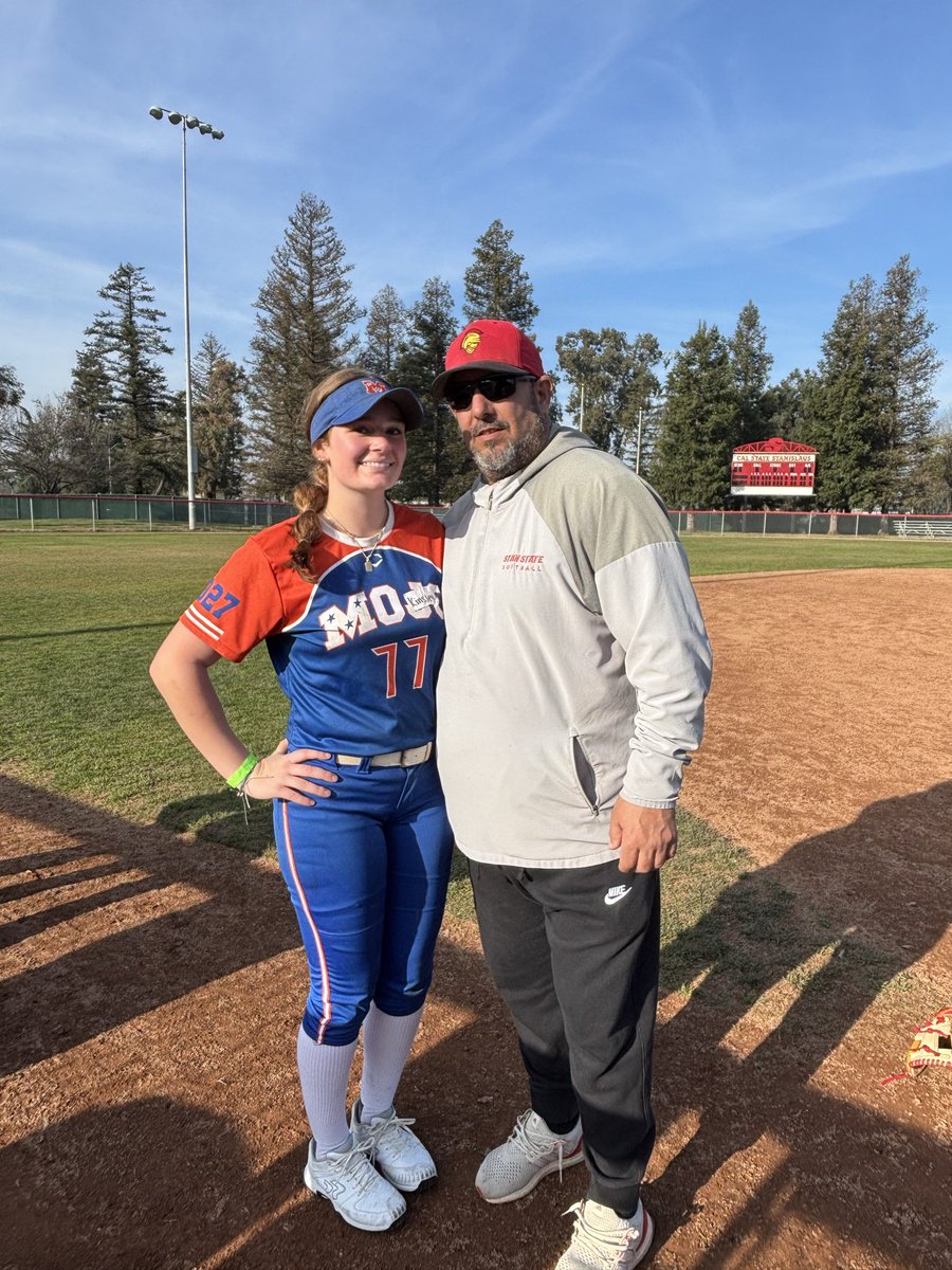 MojoPikas tweet media