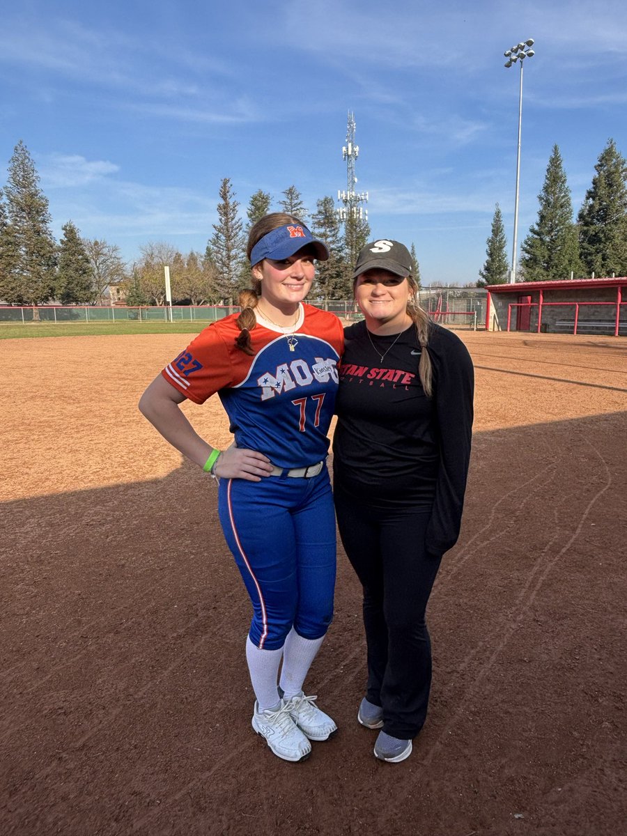 MojoPikas tweet media