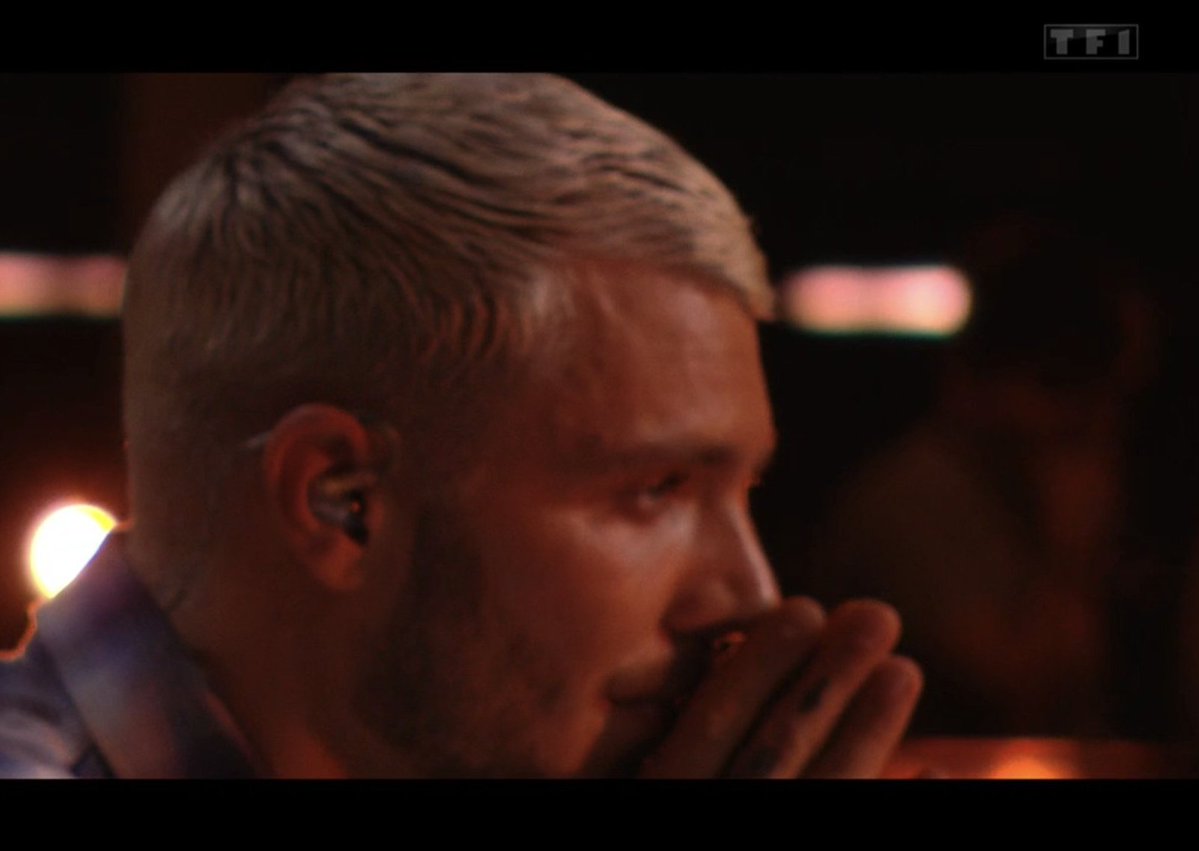 Jon : "C'est aussi grâce à toi que j'ai pu montrer ce que je savais faire.. tu vas trop me manquer...".
Moi :
#StarAcademy #StarAcademyLive #StarAcademyLeLive