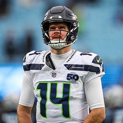 BREAKING: 

Sam Darnold is officially ACTIVE.