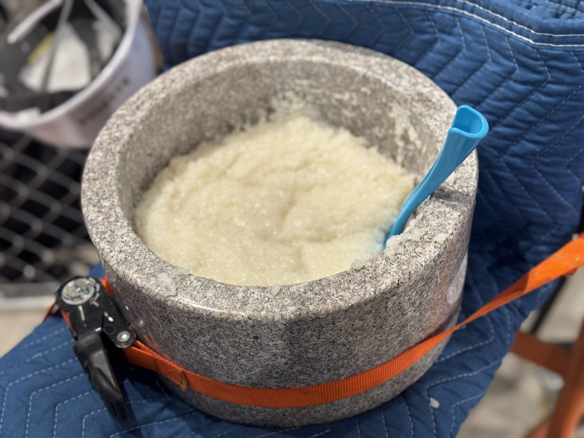 たかやん tweet media