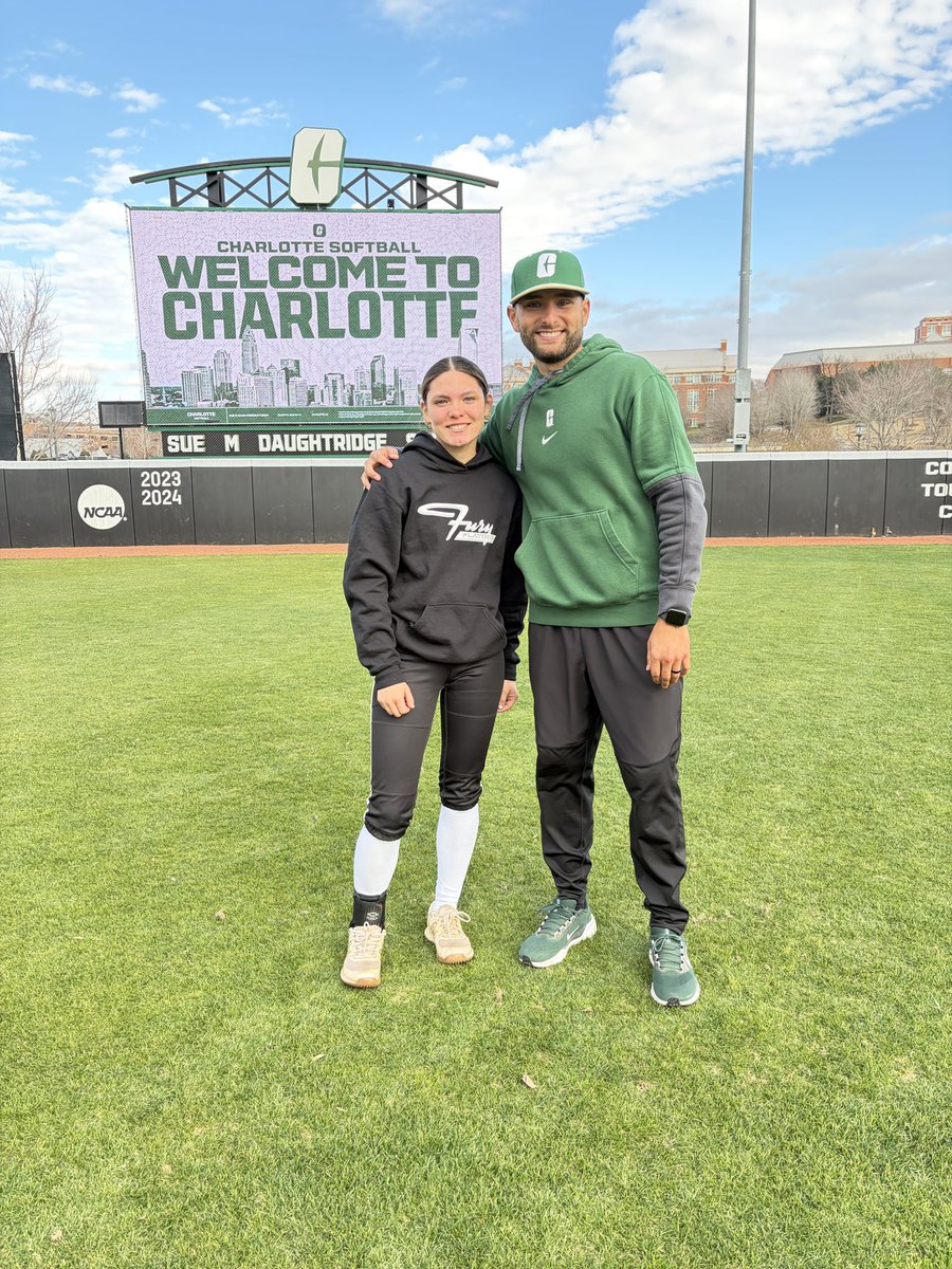 ilatrue2027's tweet photo. Thank you @cbreault12 and @JakeCombs_ for hosting the UNC Charlotte Winter prospect camp this afternoon! What an honor it was to receive feedback and interact with you coaches! @FuryBianco_FL @CoastRecruits @CoastRecruitsSB @FuryPlatinum @SoftballRecruit https://t.co/JuCtY3bGuK