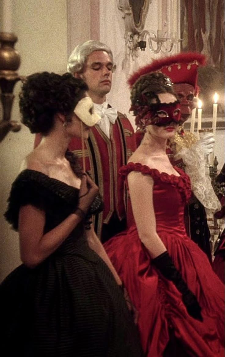 flwrknows's tweet image. #𝓒𝐚𝐫𝐚𝐯𝐚𝐥masquerade