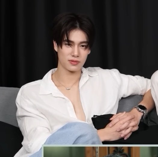 primsphu's tweet image. is this the marriage glow, peachayarat😭🤍✨

#MeAndTheeSeriesFinalEP 
#phuwintang