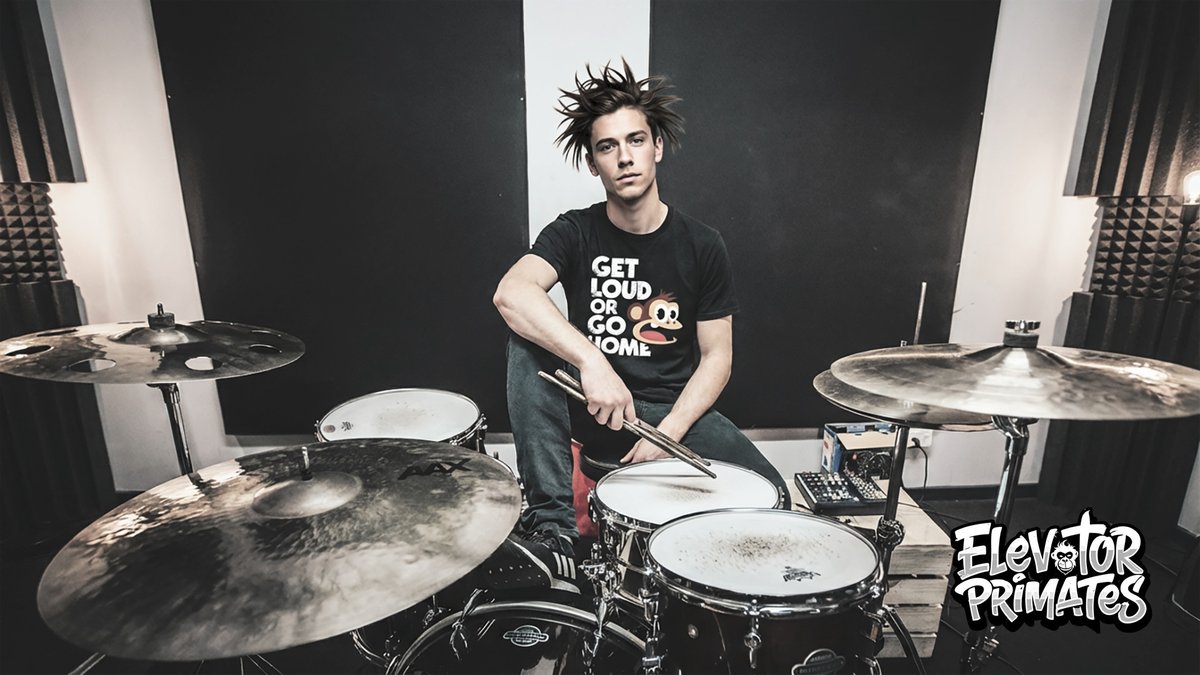 ElevatorPrimate's tweet image. Behind the kit with Jett tracking drums for new track "Still Here"
We’ve been quiet, but busy. Reckon we should drop a short teaser clip next?
#JettMonroe #ElevatorPrimates #Aussie #PopPunk