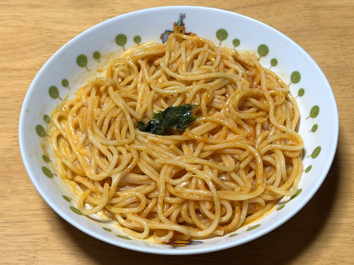 UsePon's tweet image. お昼はトマトカニクリームパスタ🍅🦀🍝