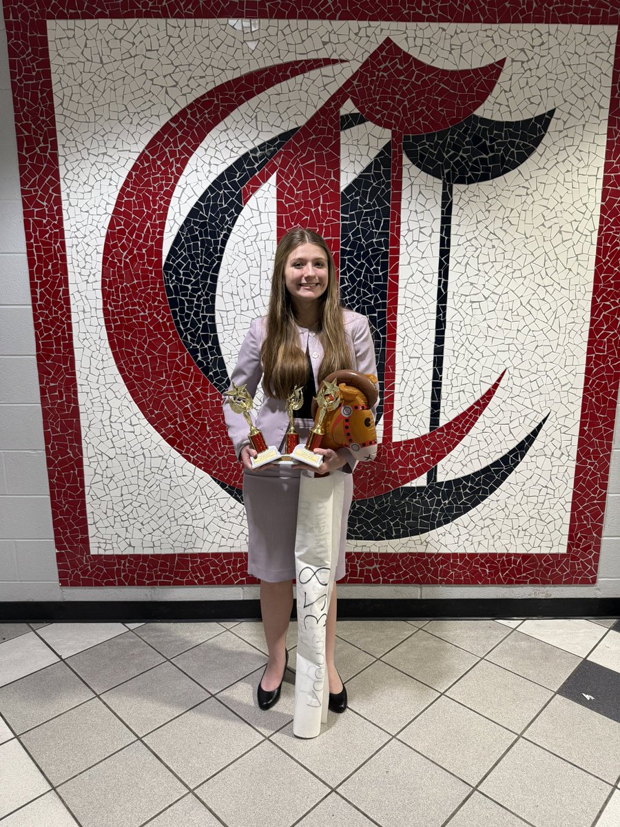 Great day at Cookeville.  Third,second and FIRST. <a href="/PrincipalofPHS/">David E. Woods, Ed.D.</a> <a href="/scottlangford72/">Scott Langford</a>