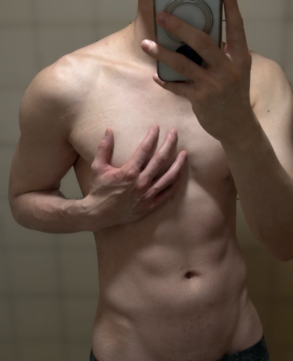 感覺適合讓人秀美甲