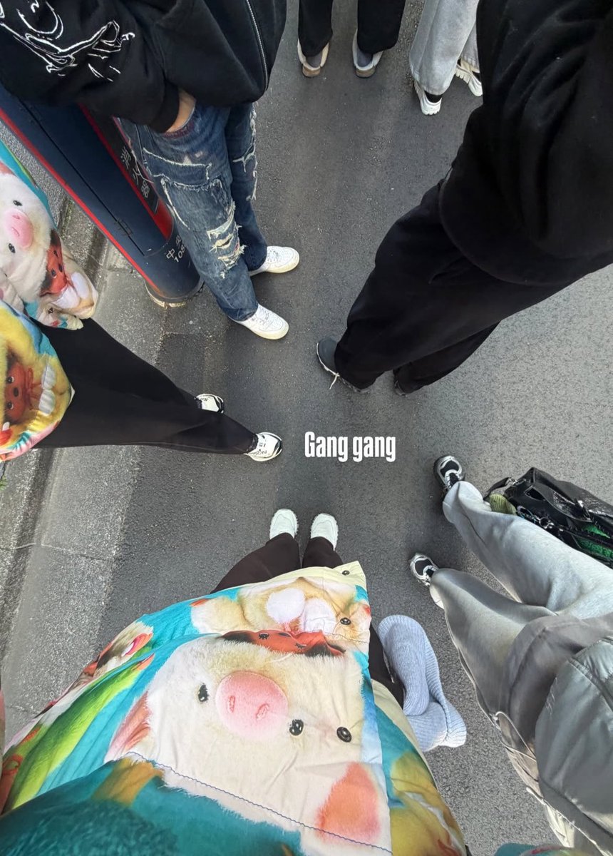 Alice IG story updates:

“Had to do it lalalalisa_m”

<a href="/wearelloud/">LLOUD</a> #LISA