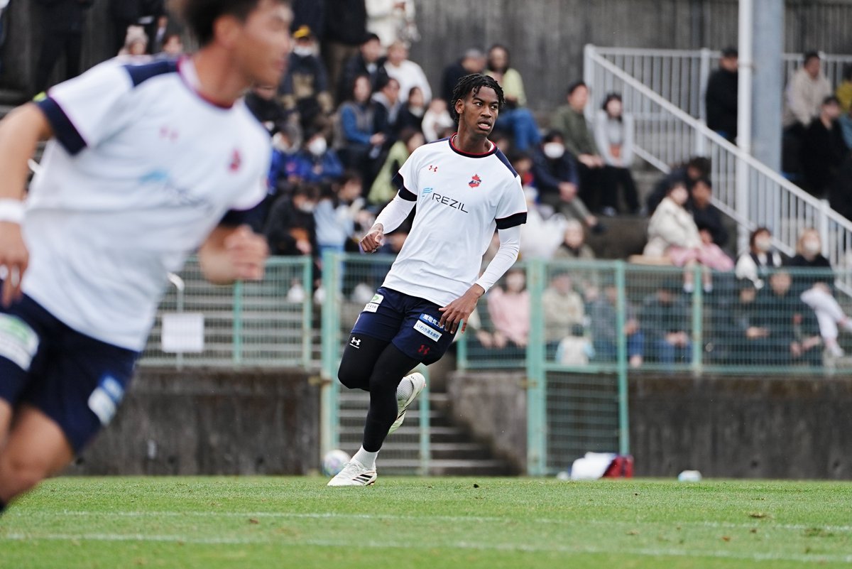 本日、霧島市国分運動公園多目的グラウンドで行われました、藤枝MYFCと