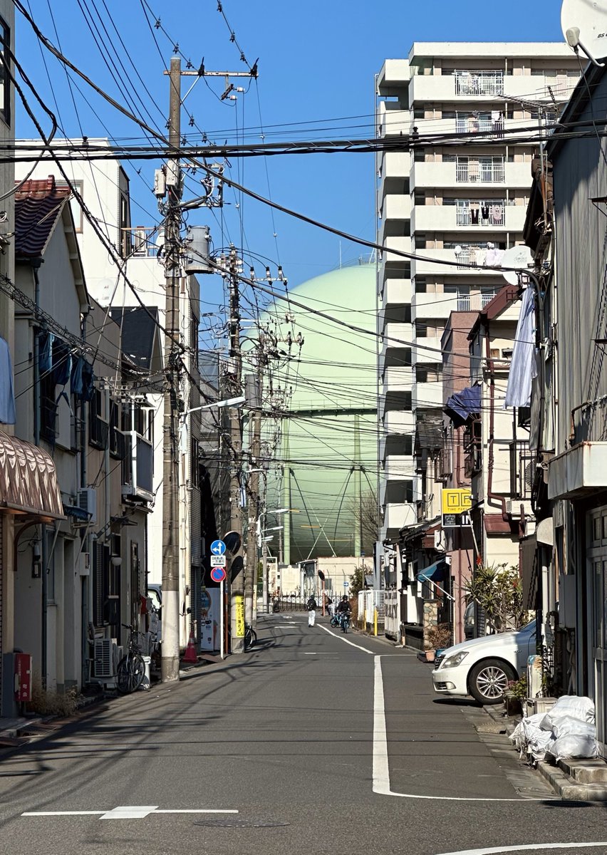 Post by SkyBlue on X: 巨大なハロ