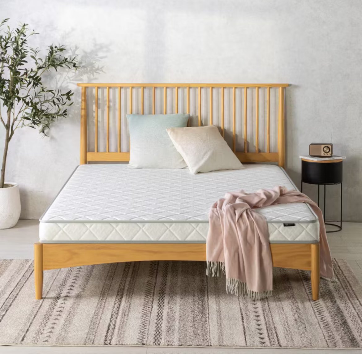 meauwww11's tweet image. mau minta maaf ke IK*A, Inf*rma, &amp;amp; kawan2

krna aku sering datang cuma buat nyari inspirasi, tp ujung2nya beli lewat online yg lebih ramah di dompet 😭

-pancajati: furniture brbagai ukuran
-astaredekor: cermin estetik
-zinus: dipan minimalis 
-TRUU: sprei with informa vibes
…