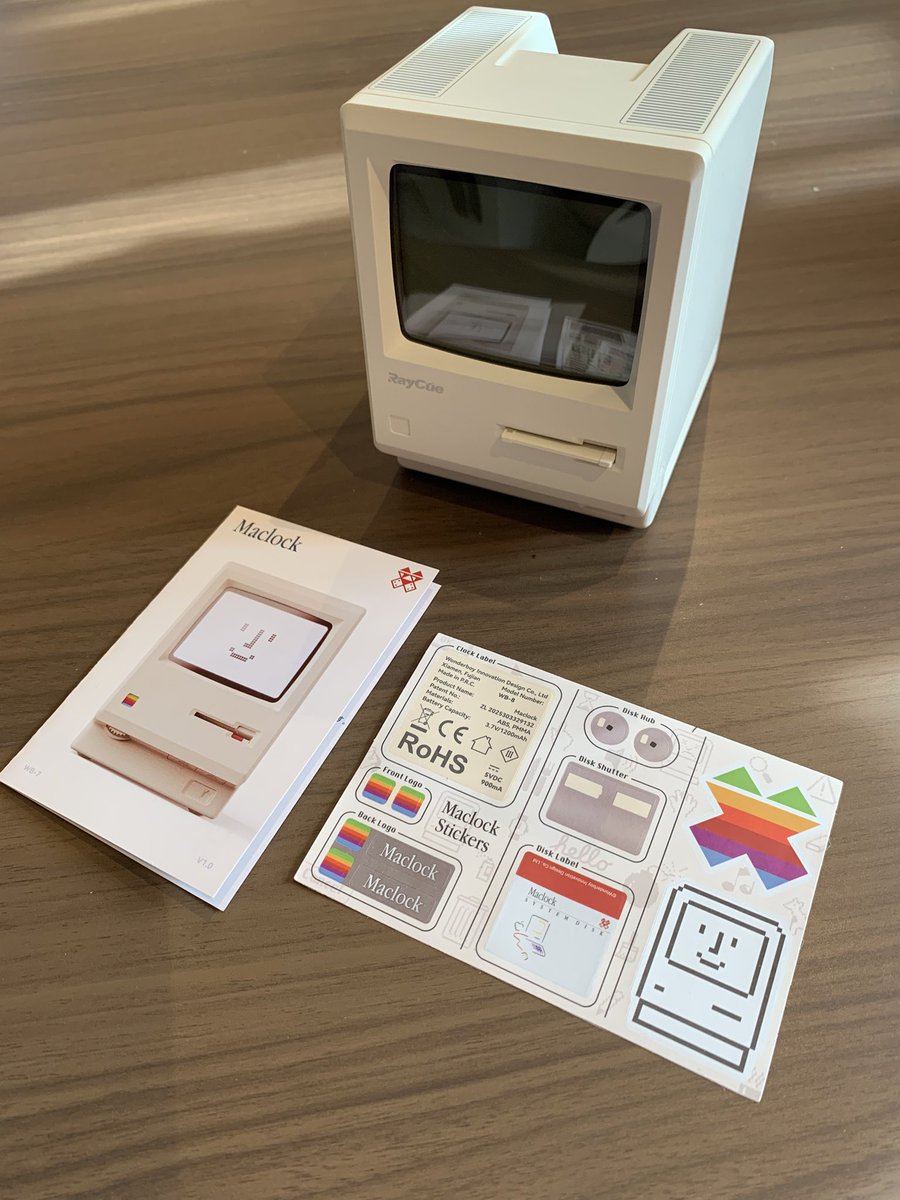 and_x68's tweet photo. amazonのタイムセールで購入したMaclockが届きました。
6色のアップルロゴシールは附属してなかったので自分で作ろうかな。
筐体は良い出来で凄く可愛らしいです。
X68000Z、ITX68000XVIと一緒に並べてみました。
#X68000Z
#ITX68000
#Maclock https://t.co/Q2nEY4yiMJ