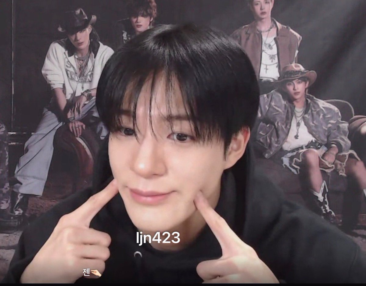 Ijn423's tweet image. 260118 NCT DREAM BEAT IT UP BIU KTOWN4U 영통 팬싸 #JENO #제노

cutie
