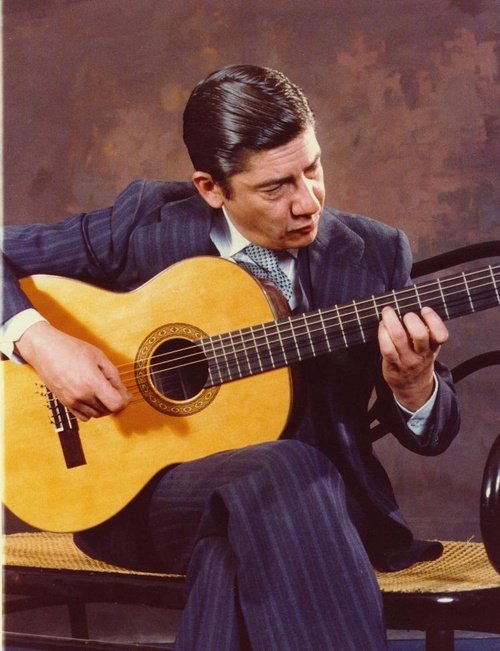 agustingc2012's tweet image. Compañero Alfredo Zitarrosa 
PRESENTE
Te recordamos con la imprescindible "Hoy desde Aquí" 
#UnoDeNosotros ✊
youtu.be/k0g6Iz08Dag?si…