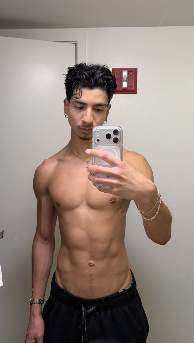 dimewoods's tweet image. Hey! I’m new to Twitter, what’s up