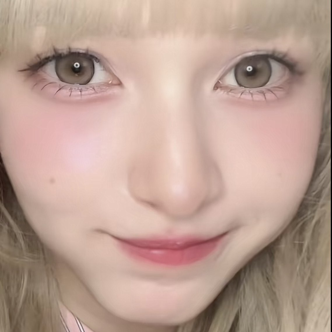 Fz___fzfz's tweet photo. 【自己紹介用　固定ツイ】

仲良くしていただける方なら！！
古参も新規も関係無し！！
宜しく😀
2/1ドーム参戦(アプグレ済みです)

(ALTに詳細)

#FRUITSZIPPER
#早瀬ノエル
#ふるっぱー
#ふるっぱーと繋がりたい 
#ふるっぱー好きな人と繋がりたい https://t.co/t9hzfLBLLQ