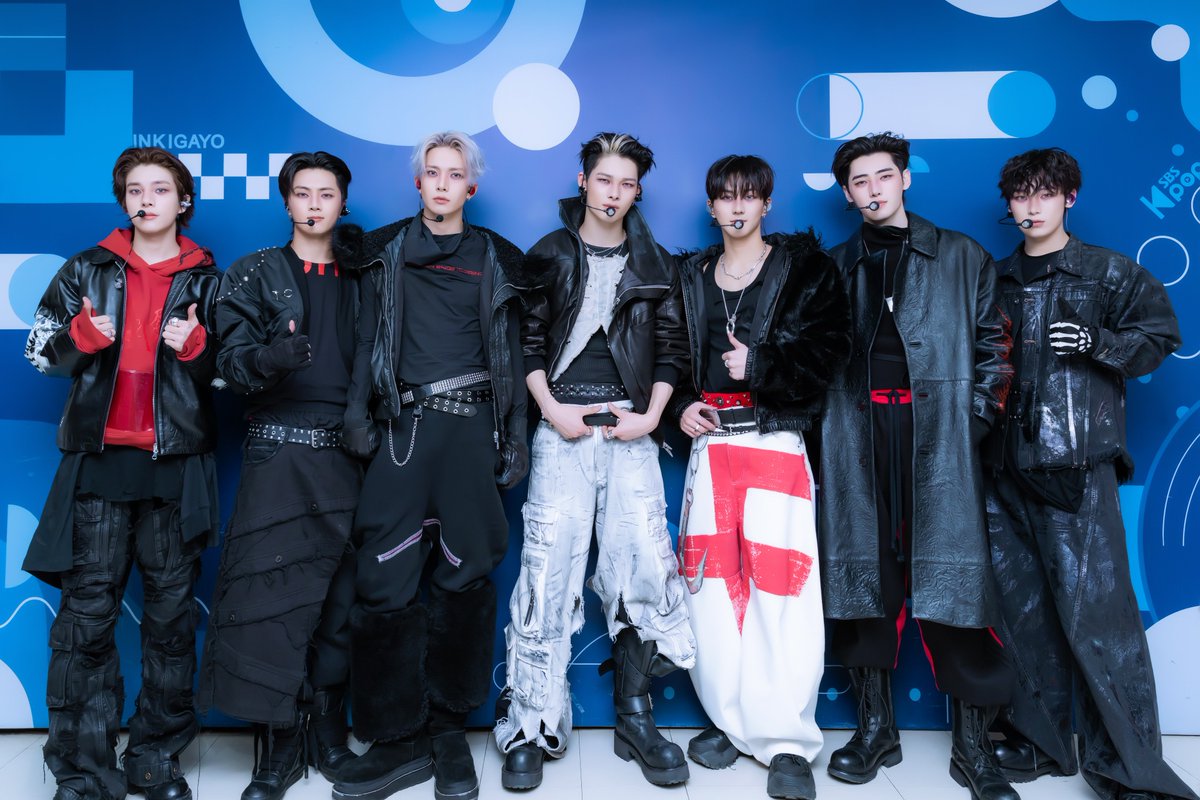 kpop_sbs's tweet image. [👔] 260118 #착장인가

잠시 후 오후 3시 5분!
#인기가요 에서 만나요❤

#엔하이픈 #ENHYPEN #Knife @ENHYPEN