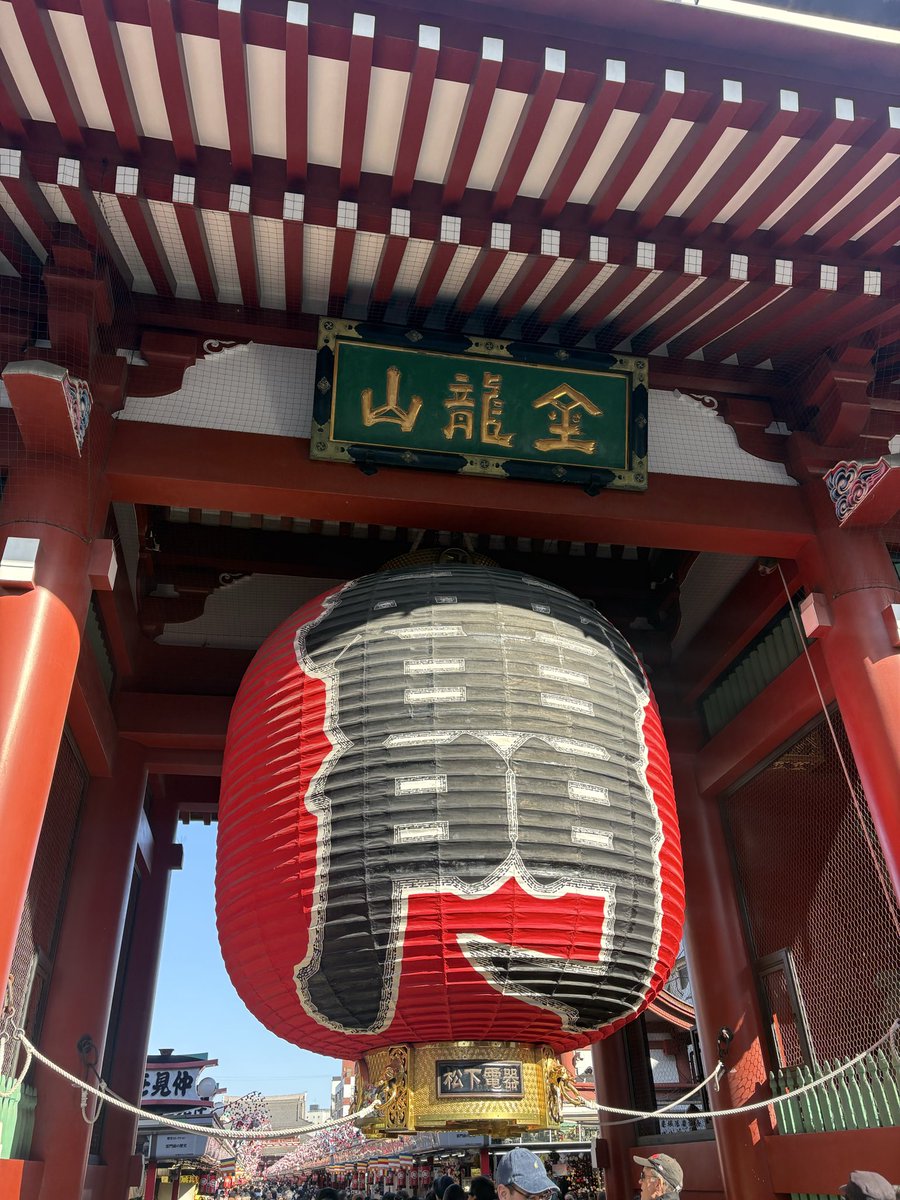 88nagoya's tweet photo. 朝から浅草。外人まるけ⁈ https://t.co/24hkm97CFU