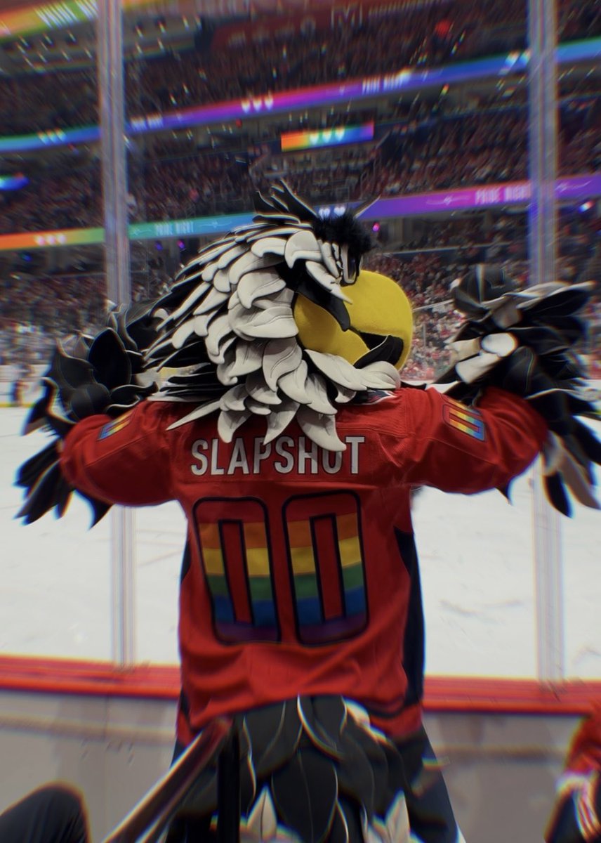 Caps_Slapshot's tweet image. Happy #Pride Night! 🏳️‍🌈
#ALLCAPS