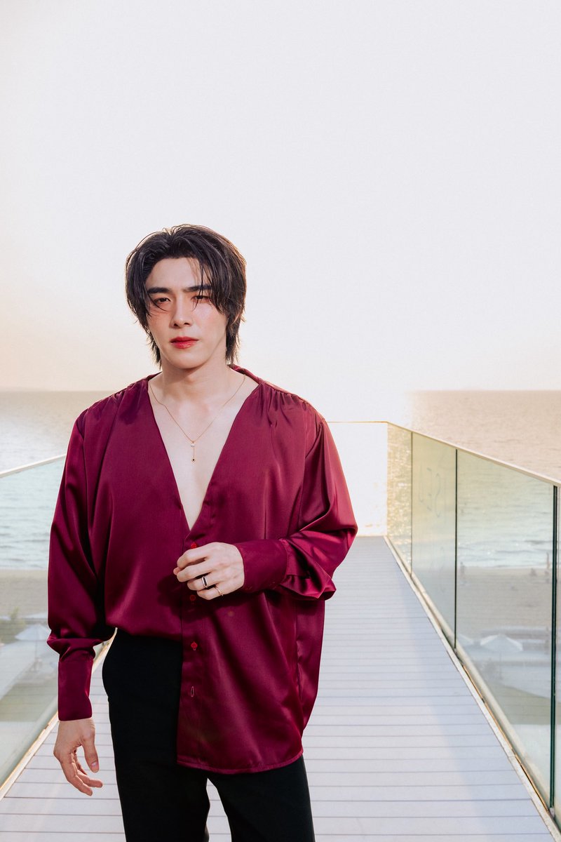 Mela_Brand's tweet photo. 𝐌𝐞𝐥𝐚 '𝐎𝐧𝐞 𝐃𝐚𝐲 𝐎𝐮𝐫 𝐖𝐚𝐲 𝐰𝐢𝐭𝐡 𝐁𝐎𝐎𝐌' 🌤️🌈🌊

ONE DAY OUR WAY WITH BXXM
#MELAxBOOM

#BXXMRVW #BoomRaveewit
#RVW 
#MeLa #MelaThailand https://t.co/oaom73FeOv
