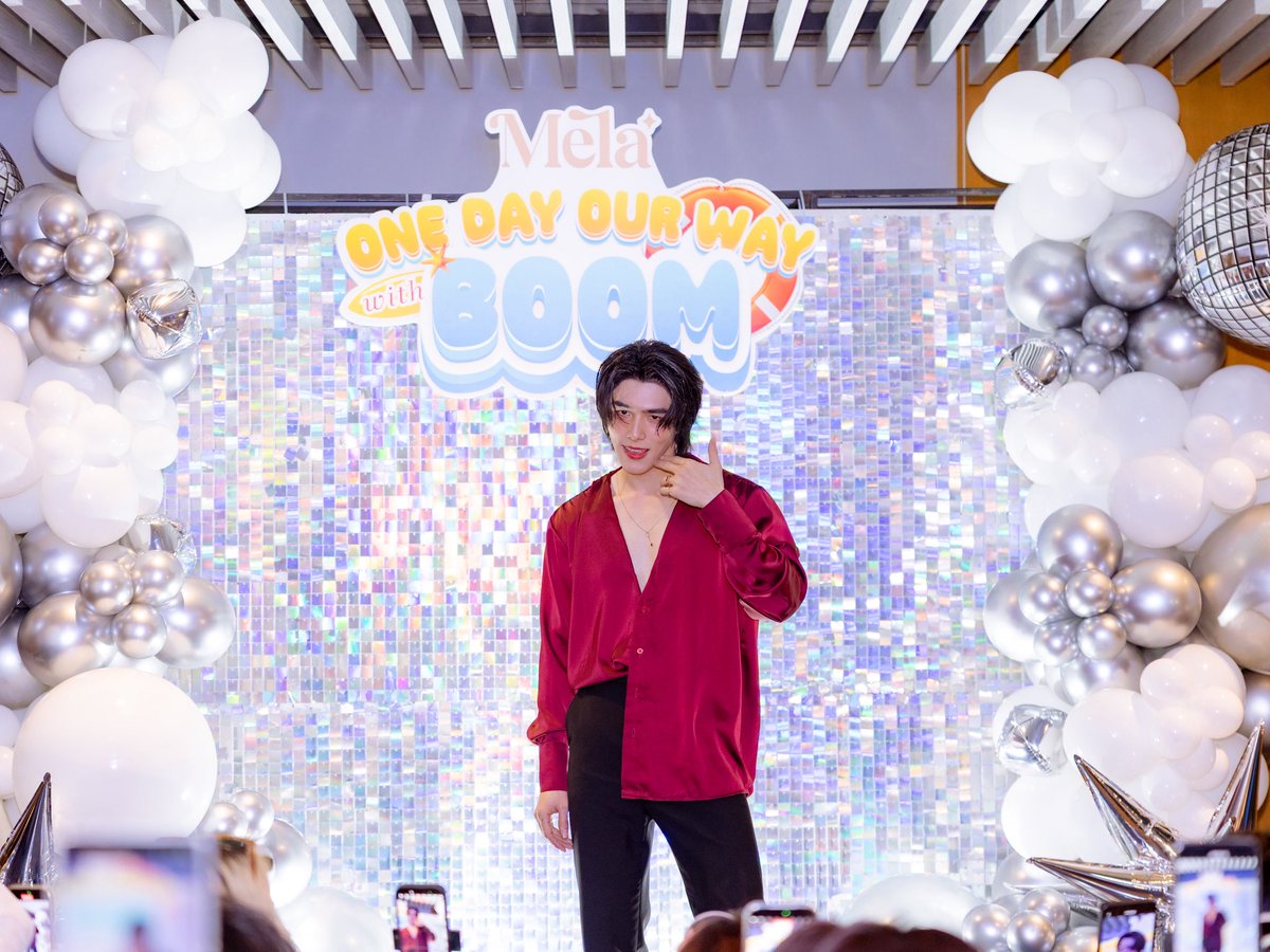 Mela_Brand's tweet photo. 𝐌𝐞𝐥𝐚 '𝐎𝐧𝐞 𝐃𝐚𝐲 𝐎𝐮𝐫 𝐖𝐚𝐲 𝐰𝐢𝐭𝐡 𝐁𝐎𝐎𝐌' 🌤️🌈🌊

ONE DAY OUR WAY WITH BXXM
#MELAxBOOM

#BXXMRVW #BoomRaveewit
#RVW 
#MeLa #MelaThailand https://t.co/P92ihS5ZbJ