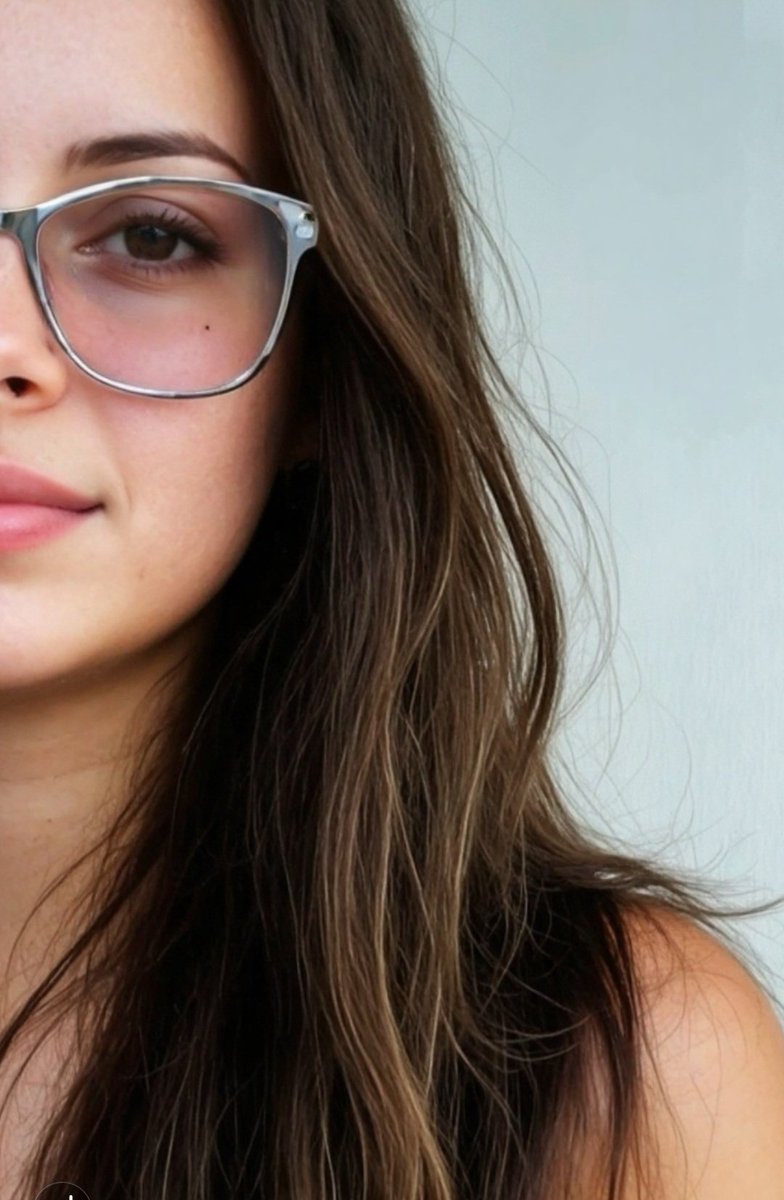 Soy tan sincera que cuando no digo nada, mis ojos lo dicen todo...