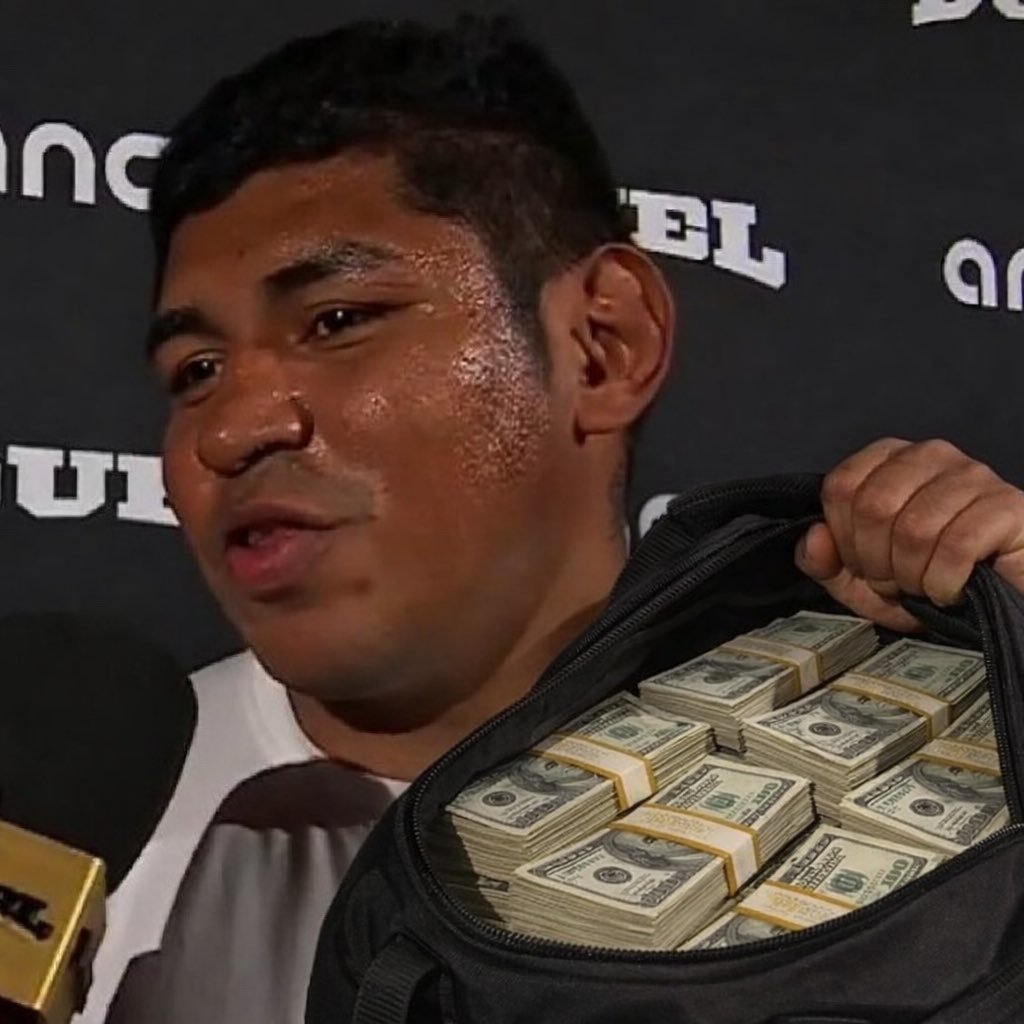 Ramiro Junior Blanco Hernández o homem mais rico do Nicarágua após perder combate com Numeiro