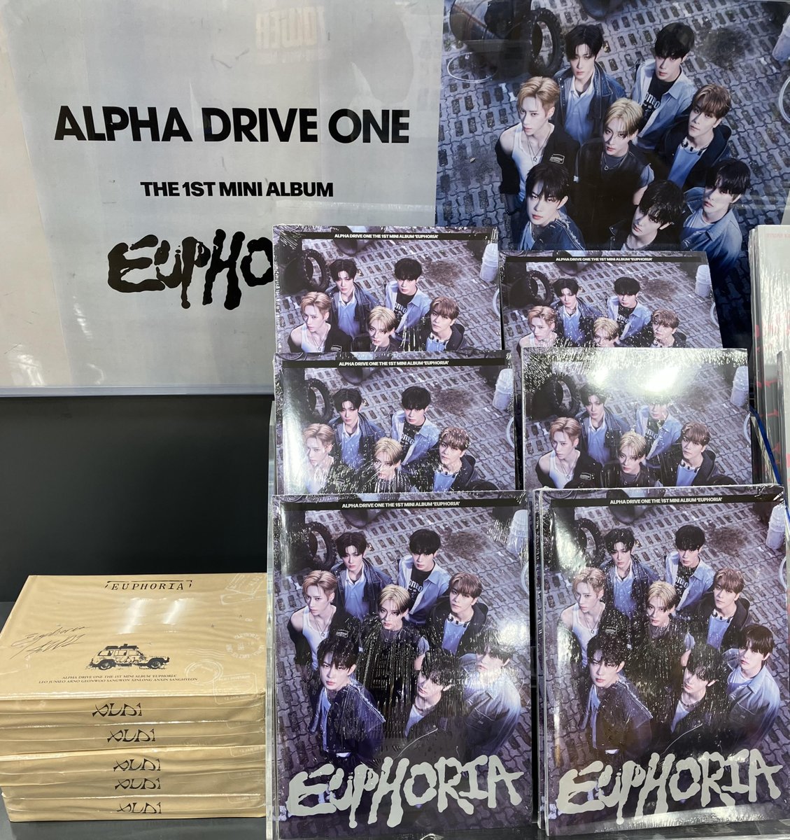 ALPHA DRIVE ONE】 1ST MINI ALBUM 『EUPHORIA』 タワレコオリジナル