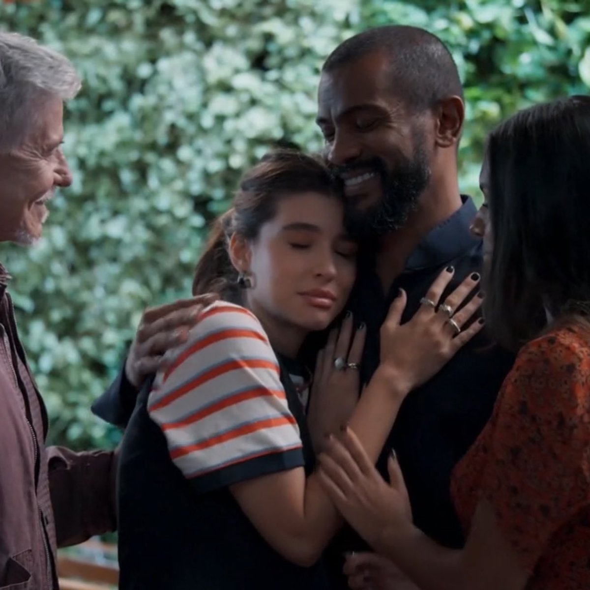 chuhcolate's tweet image. loquinha week, você jamais será esquecida