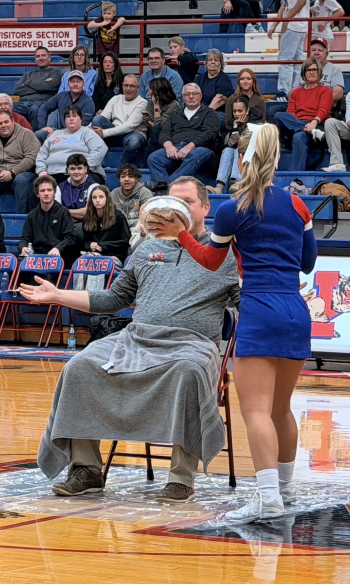 KHS_SID's tweet photo. Claire Callane had the honor of giving @KHS_AD Nick Sale a pie in the face at halftime after Mr. Sale earned the most donations for the Kokomo Leadership Academy fundraiser. Thanks for being a great sport! #LegacyMatters

@KHS_KatsBball @KokomoSchools @Kats_Principal @BGaskinsKT @ChrisLowry_PBP @deverhart00 @IHSAA1 @gregrakestraw @KyleNeddenriep