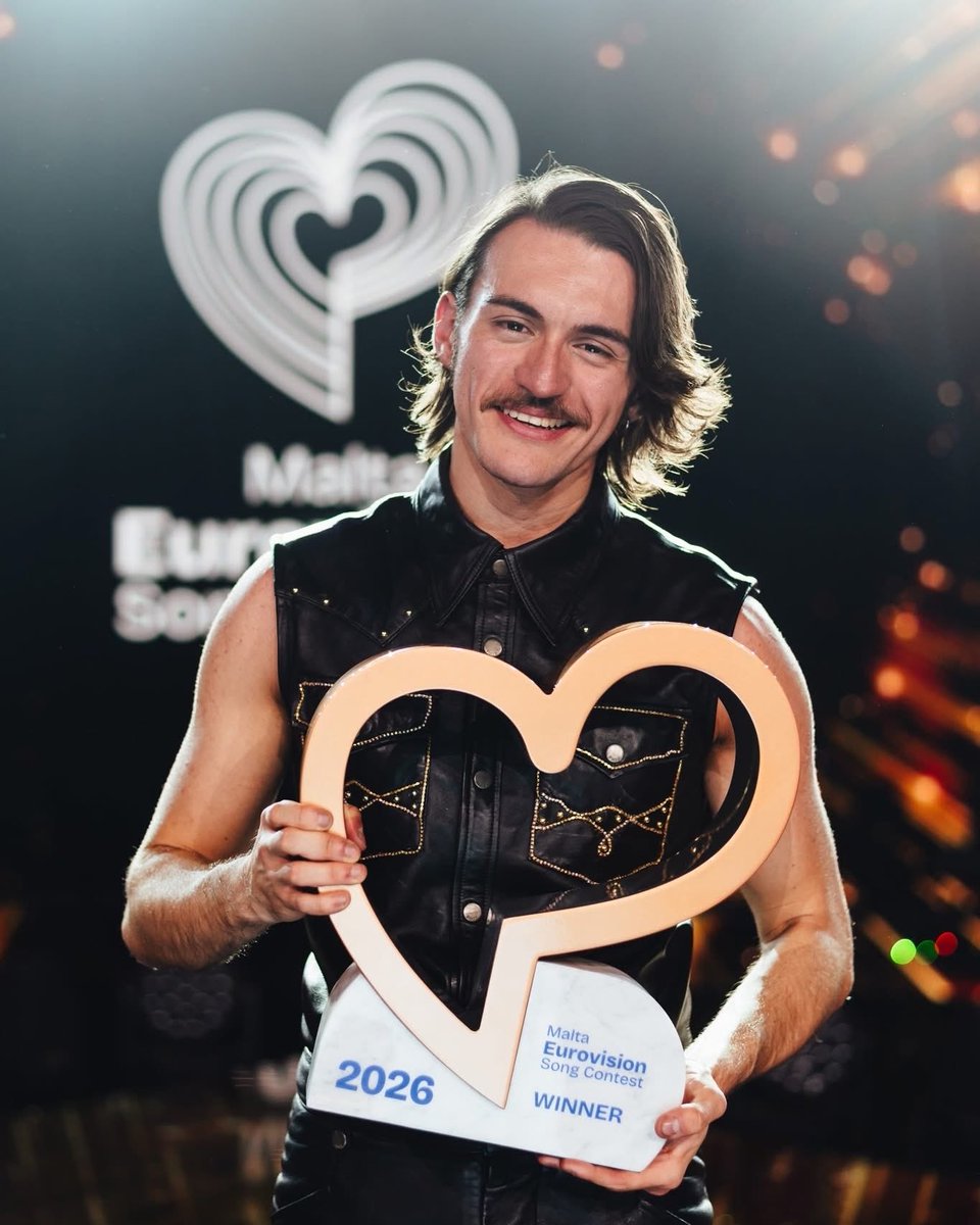 I’ve dreamed of performing at #Eurovision since I was a little boy. I’ve come a long way!

Tonight, Malta, you made this little boy’s dream come true. 

I promise I will give everything I have to make you proud in Vienna.

Jien kburi li jien Malti. Kburi b’art twelidi.