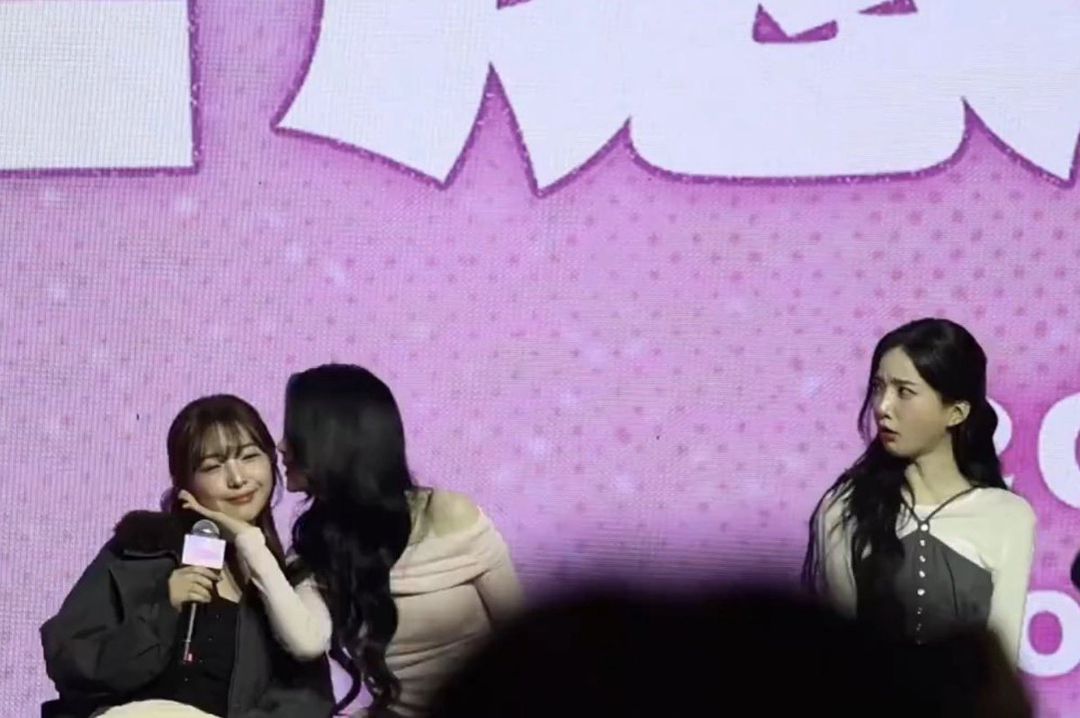 XFPIEEEE's tweet image. 😭😭😭😭