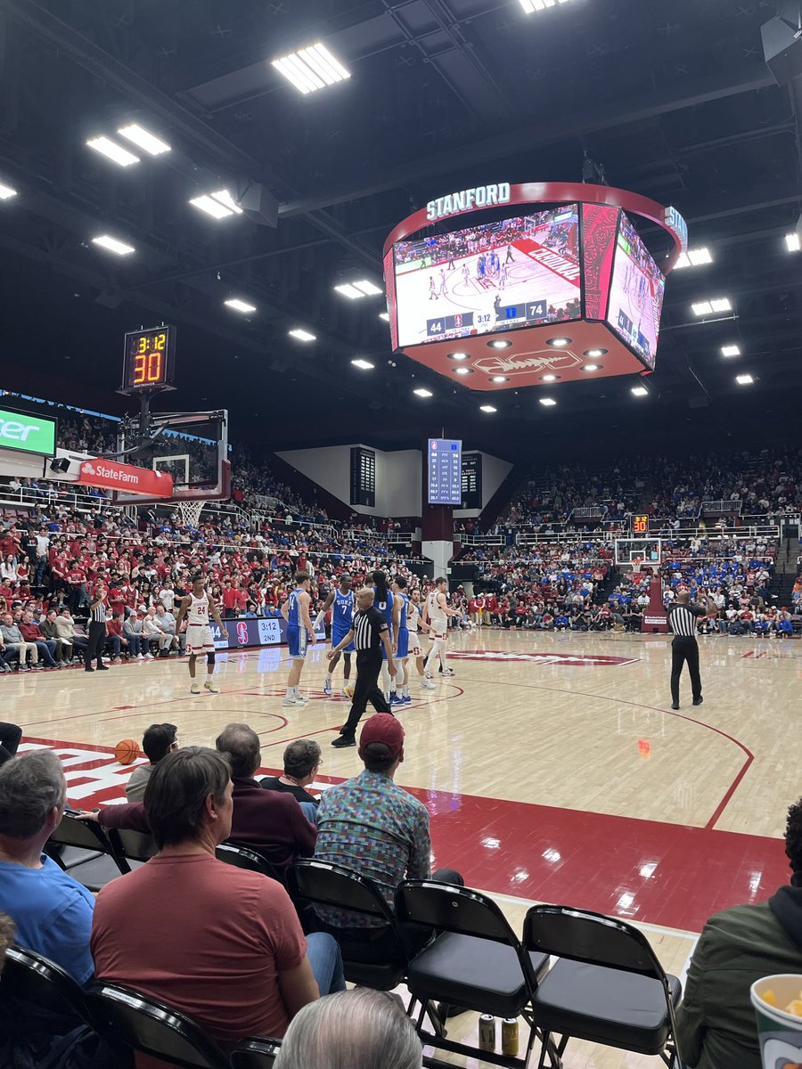 stuartdmccallum's tweet photo. Rohosy ends up with a near double double (8pts/11reb) going up against potential #1 pick Cam Boozer and several other future NBA players 

AJ showing that #d3hoops players can ball at the highest level 

@theSCIAC teams pretty happy this guy moved on to D1

@CMS_Stags_BBall https://t.co/WOCCB56AdG