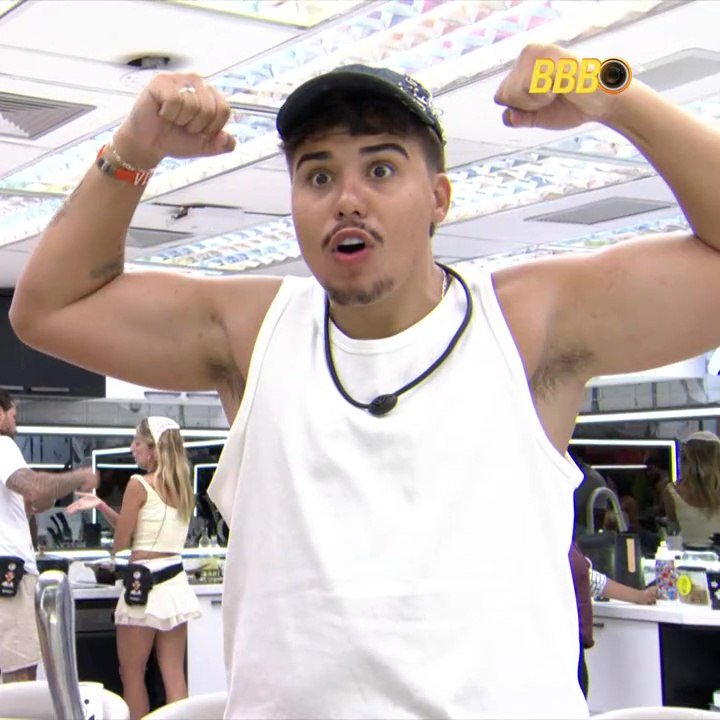 SeriesBrasil's tweet image. ISSO NÃO É NORMAL! Jordana revela que Pedro pegou suas roupas íntimas para estender sem permissão:

"Eu falei: 'Eu agradeço a gentileza, mas não te pedi. É uma roupa íntima minha e não te dei essa liberdade.' Que loucura, gente. Tá ficando muito estranho. Não é implicância, é a…