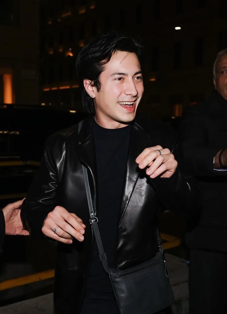 hudsonwupdates's tweet image. Hudson Williams arriving at the Armani Hotel for an event in Milan, Italy today