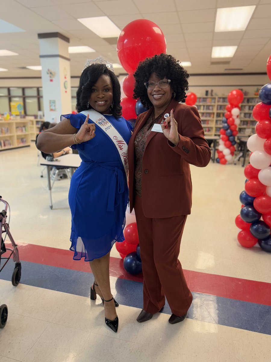 Susan Stewart Taylor tweet media