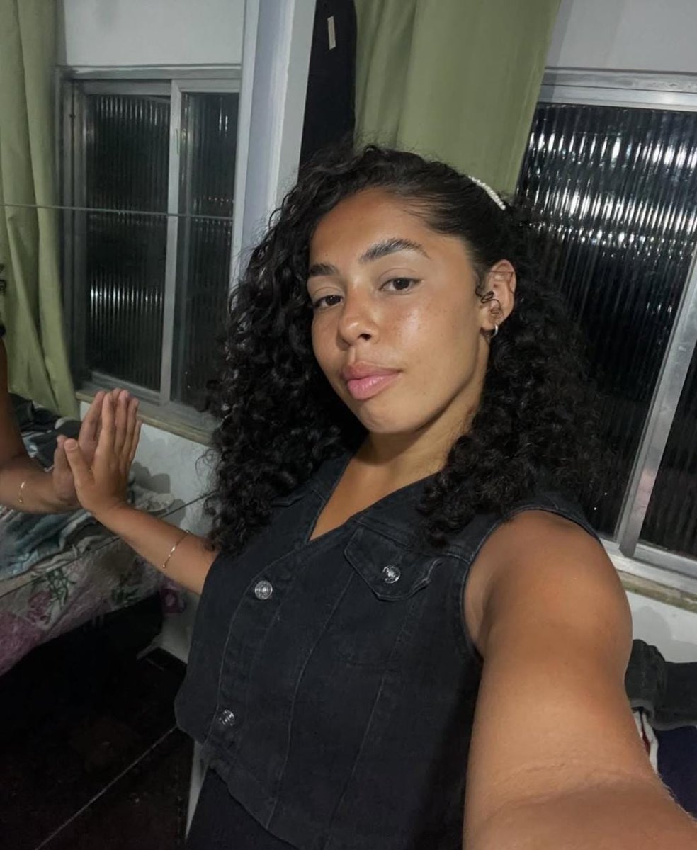 kintsuti's tweet image. inventando estatística sendo que nyeme saiu com 80% e marcelle com 45%