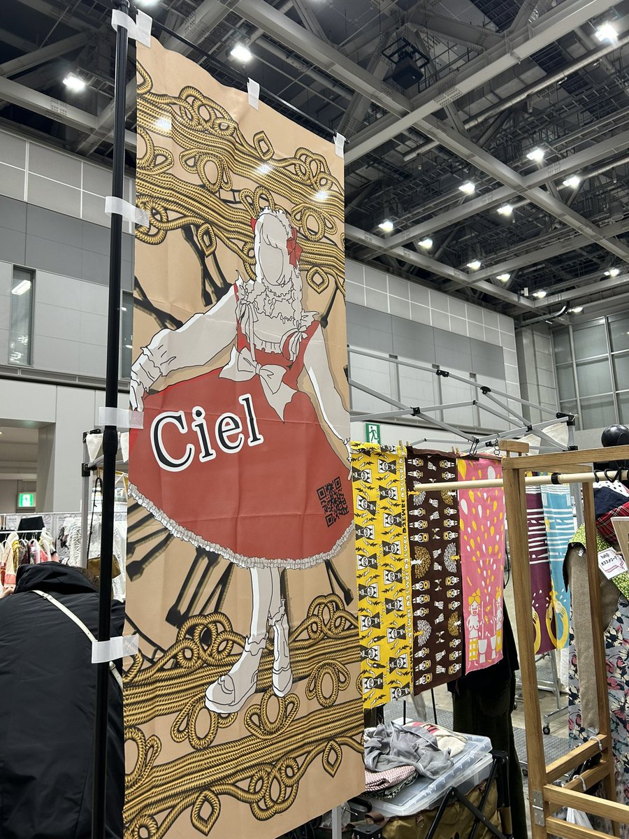 設営出来ました✨️
ブース【E-160】
こののぼりが目印です( *´꒳`* )

ドールとお揃いのヘアアイテムを揃えています
ぜひご覧下さい✨