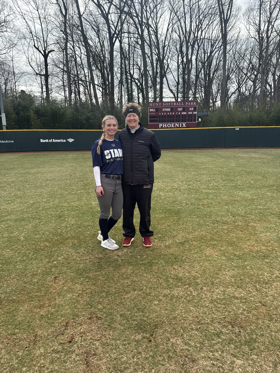 BryleeAutry5's tweet image. Great day with @ElonSoftball ! Thank you to the coaching staff and players for the knowledge, feedback, and competitive reps. Loved every minute. @CoachSophDevesa @CarleyDavis22 @StarsNatColeman